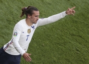 开云体育-格列兹曼进球如潮，尤文图斯小组出线九成把握