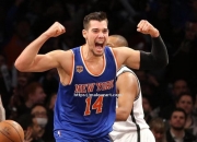 开云体育-国王战绩下滑，球迷呼吁引进新内线支援