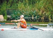 开云体育-赛艇比赛中，我国选手壮举夺冠