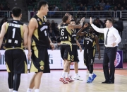 开云体育-篮球比赛的激烈竞争引发关注