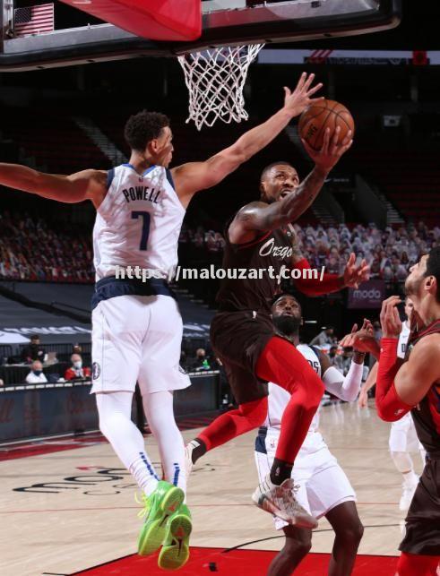 独行侠队双枪合砍60分，遥遥领先