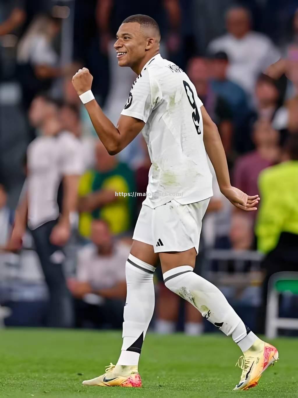 斯图加特球员表现抢眼，备受瞩目