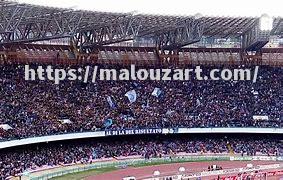 那不勒斯球迷抗议主席管理不善，俱乐部形势动荡